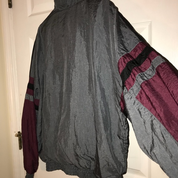 Vintage Windbreaker - Picture 5 of 6